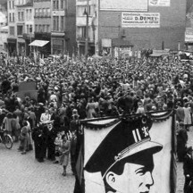 Demonstration für die Rückkehr des Königs - Kortrijk