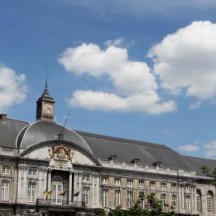 Vue sur le Palais provincial