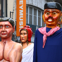 Les géants de la province de Liège en tête du cortège du 15 Août