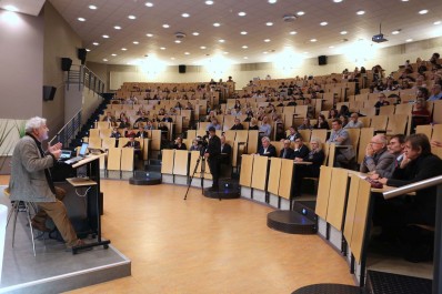 Rentrée académique: conférence de M. Dany-Robert Dufour