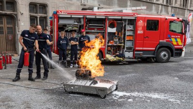 Les Cadets de l'École du Feu aux Fêtes de Wallonie