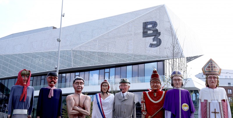 Les géants de la province de Liège en tête du cortège du 15 Août