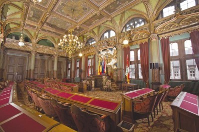 Provinzpalast