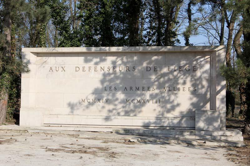 Mémorial Interallié de Cointe: aux défenseurs de Liège