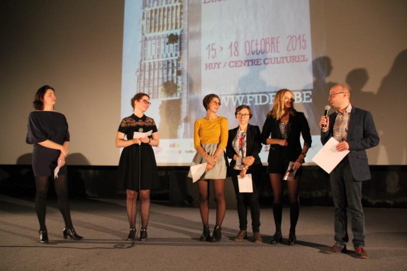 Florence Bonsangue, Alicia Ongaro, Mathilde Ramelot et Benoît Franck sur scène pour remettre le prix du Jury Jeune