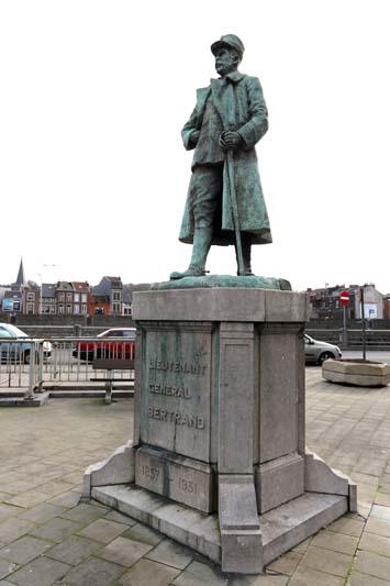 Statue du Général Bertrand en Outremeuse (Liège